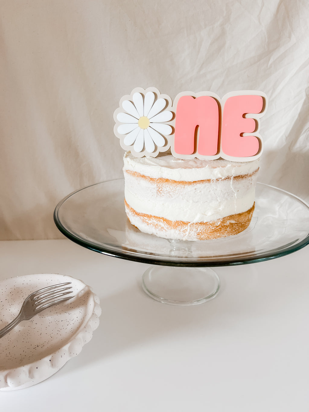 Daisy One Cake Topper
