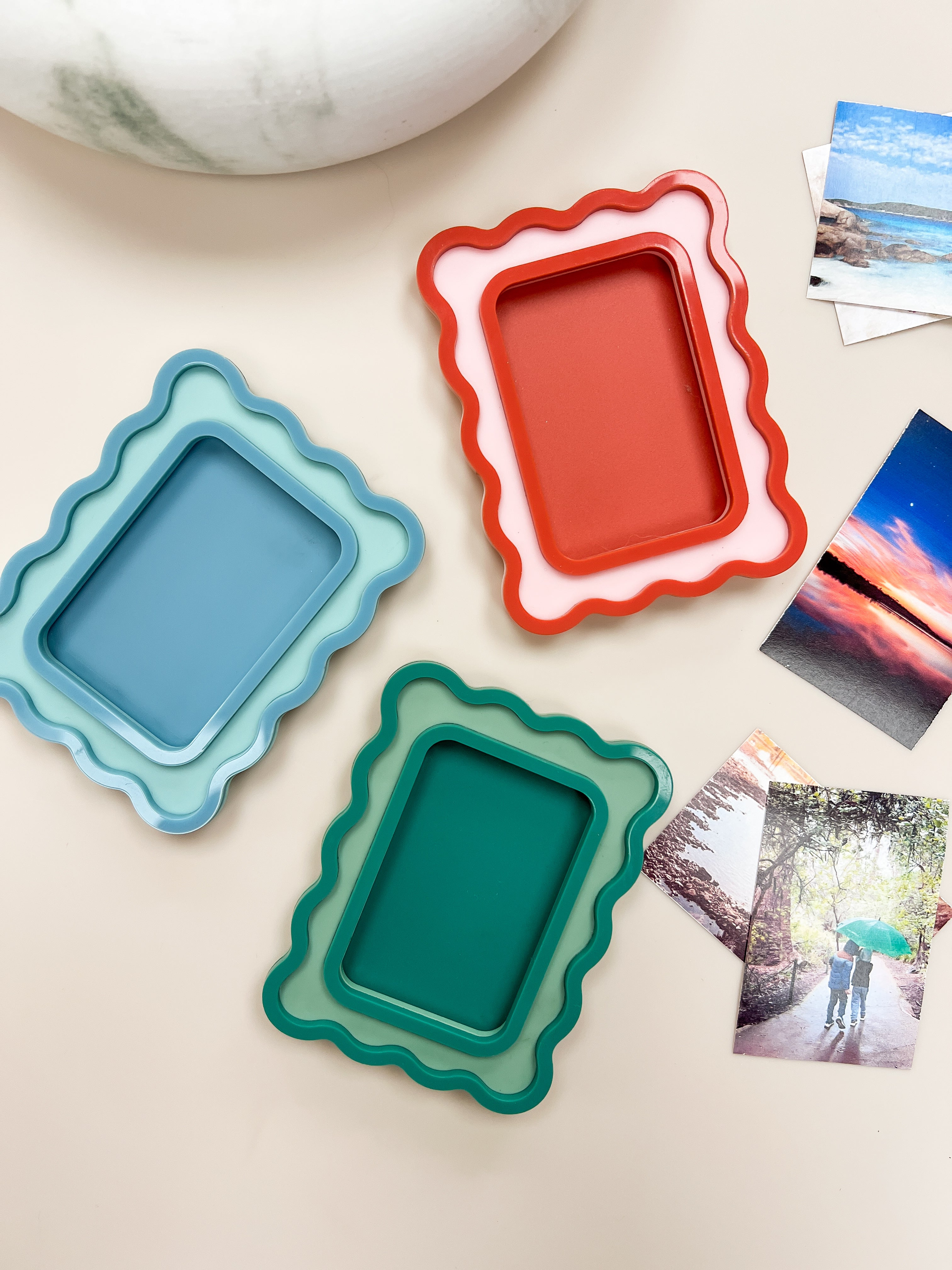 Mini Magnetic Photo Frames (fits 2 x 3 inch mini prints)