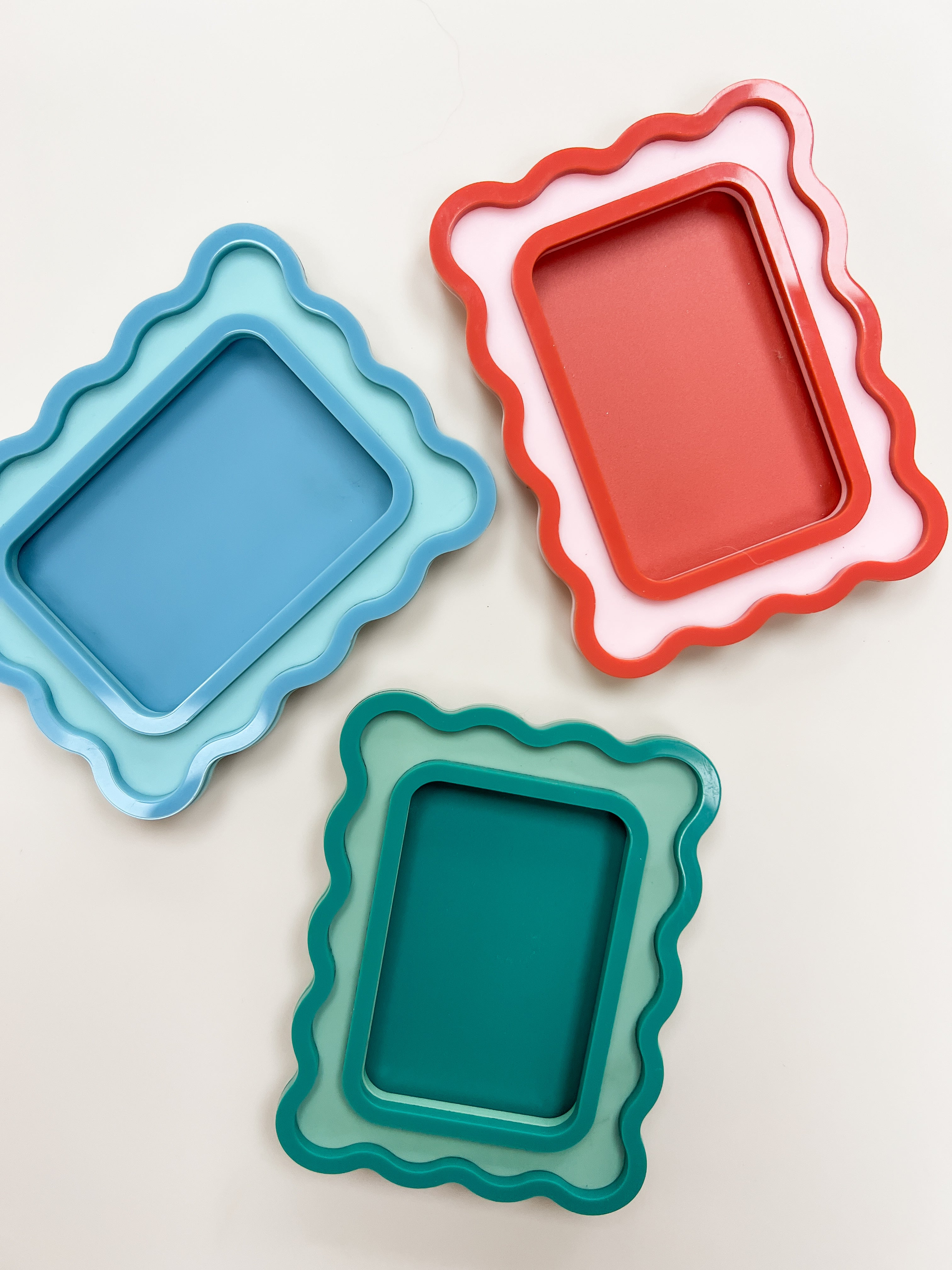 Mini Magnetic Photo Frames (fits 2 x 3 inch mini prints)